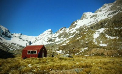 Waimakariri Falls Hut