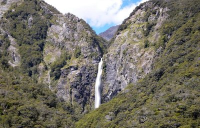 Devil's Punchbowl Waterfall